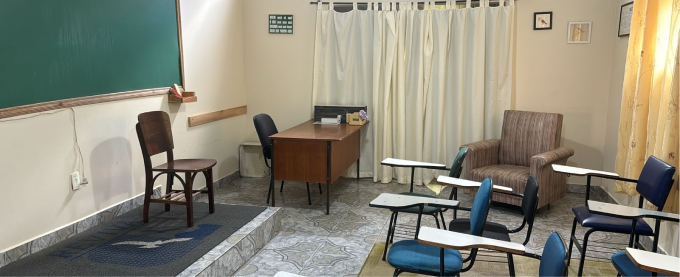 Sala utilizada para atividades e encontros em grupo na Clínica Reviva